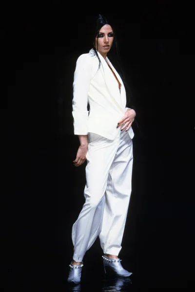 Look 33
